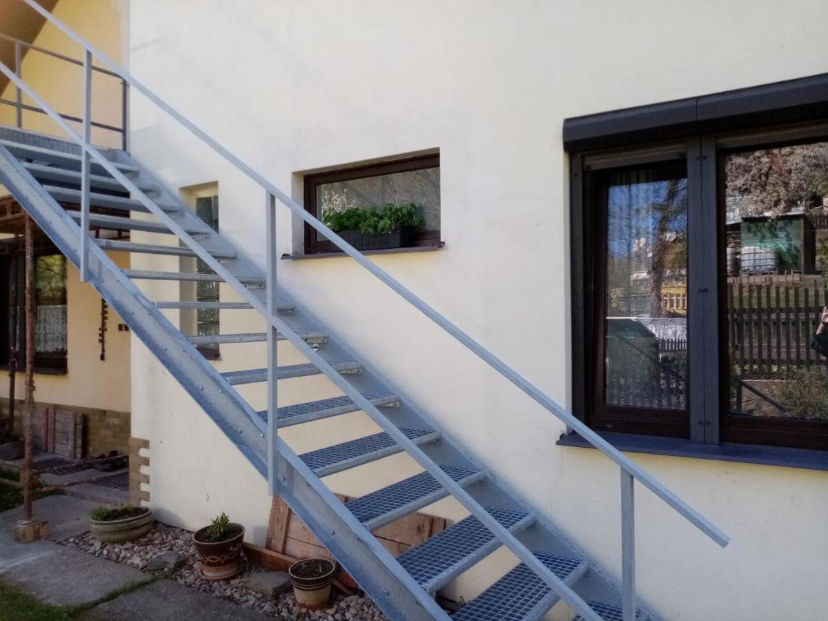 Ferienwohnung Podkrovni Apartman Tereza Rumburk Exterior foto